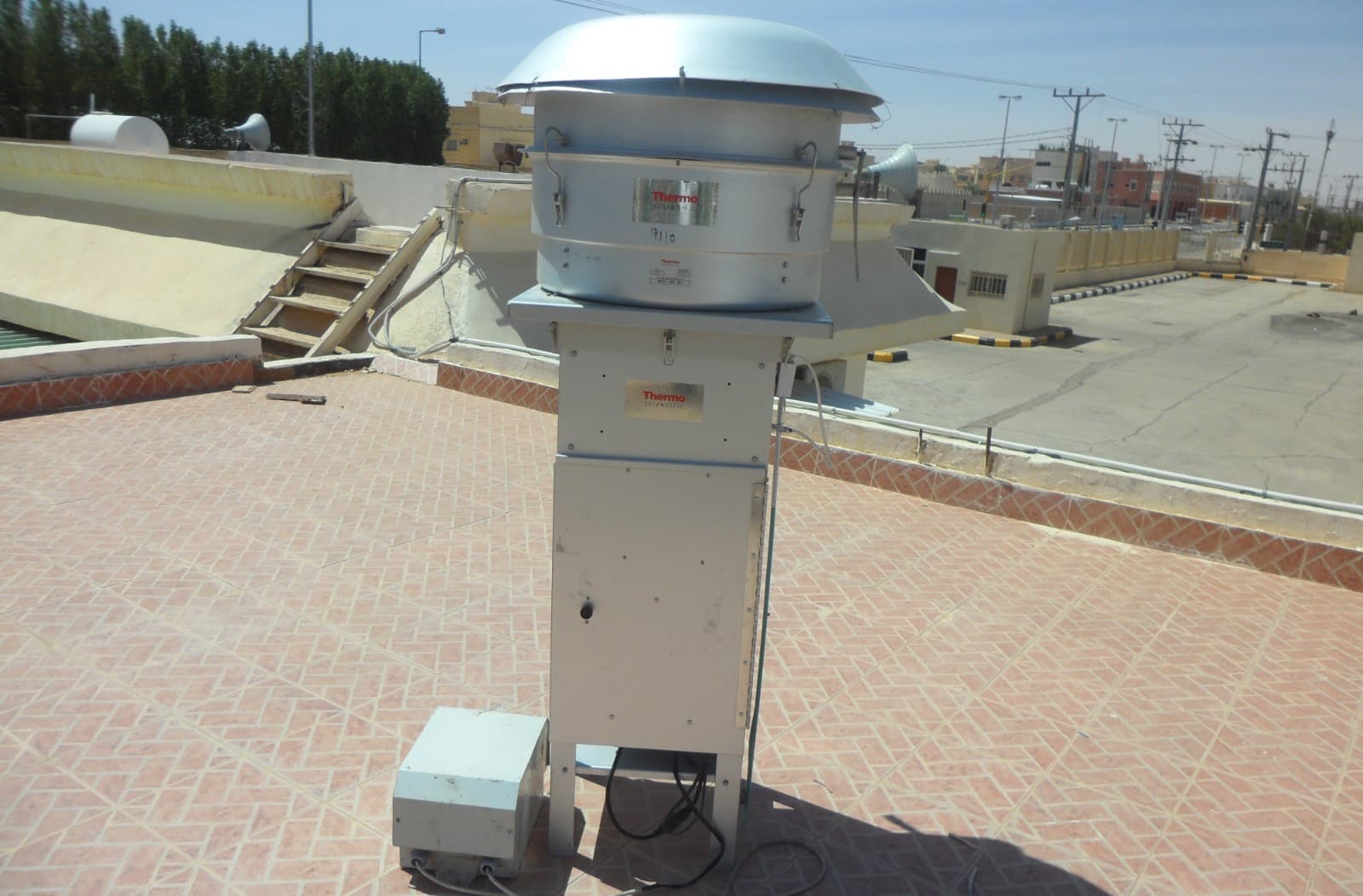 Thermo Scientific air quality monitoring station on rooftop